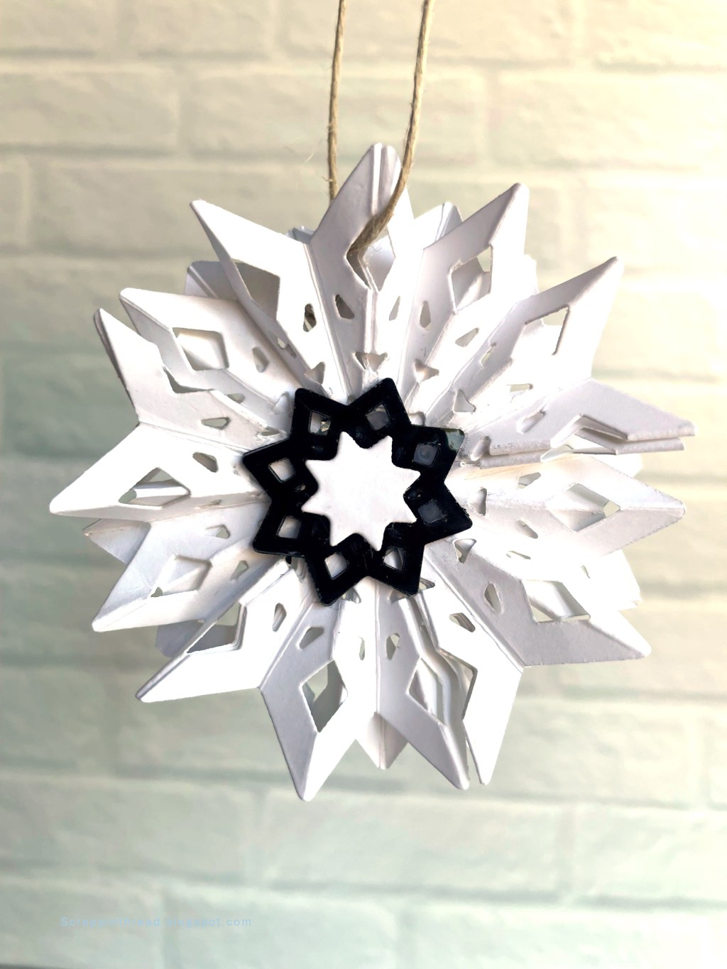 Christmas in July: Ornaments from&nbsp;Die-cuts